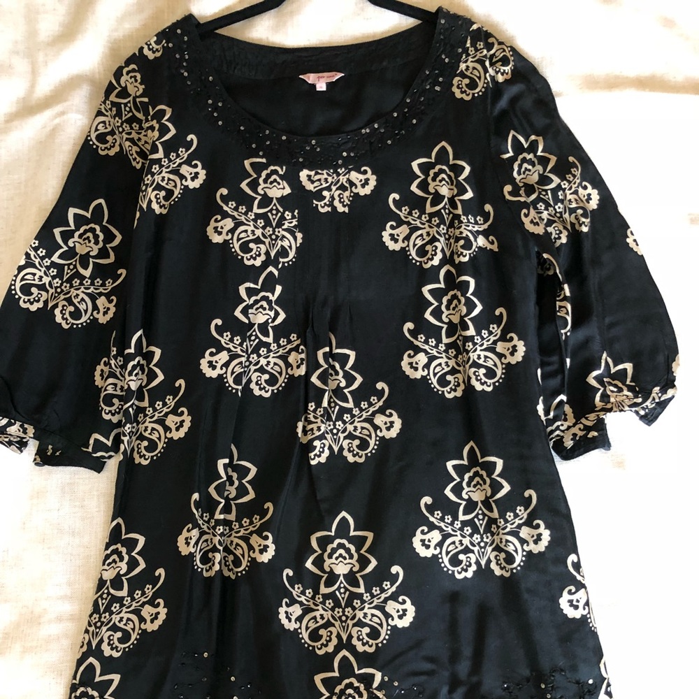 Fun party dress light and comfy